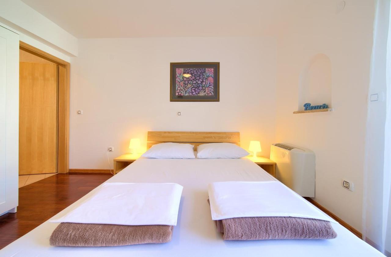 푸나트 Bed&Breakfast Lucija B&B 외부 사진