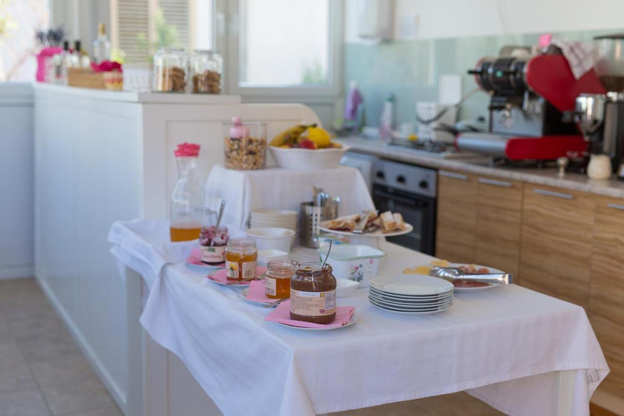 푸나트 Bed&Breakfast Lucija B&B 외부 사진