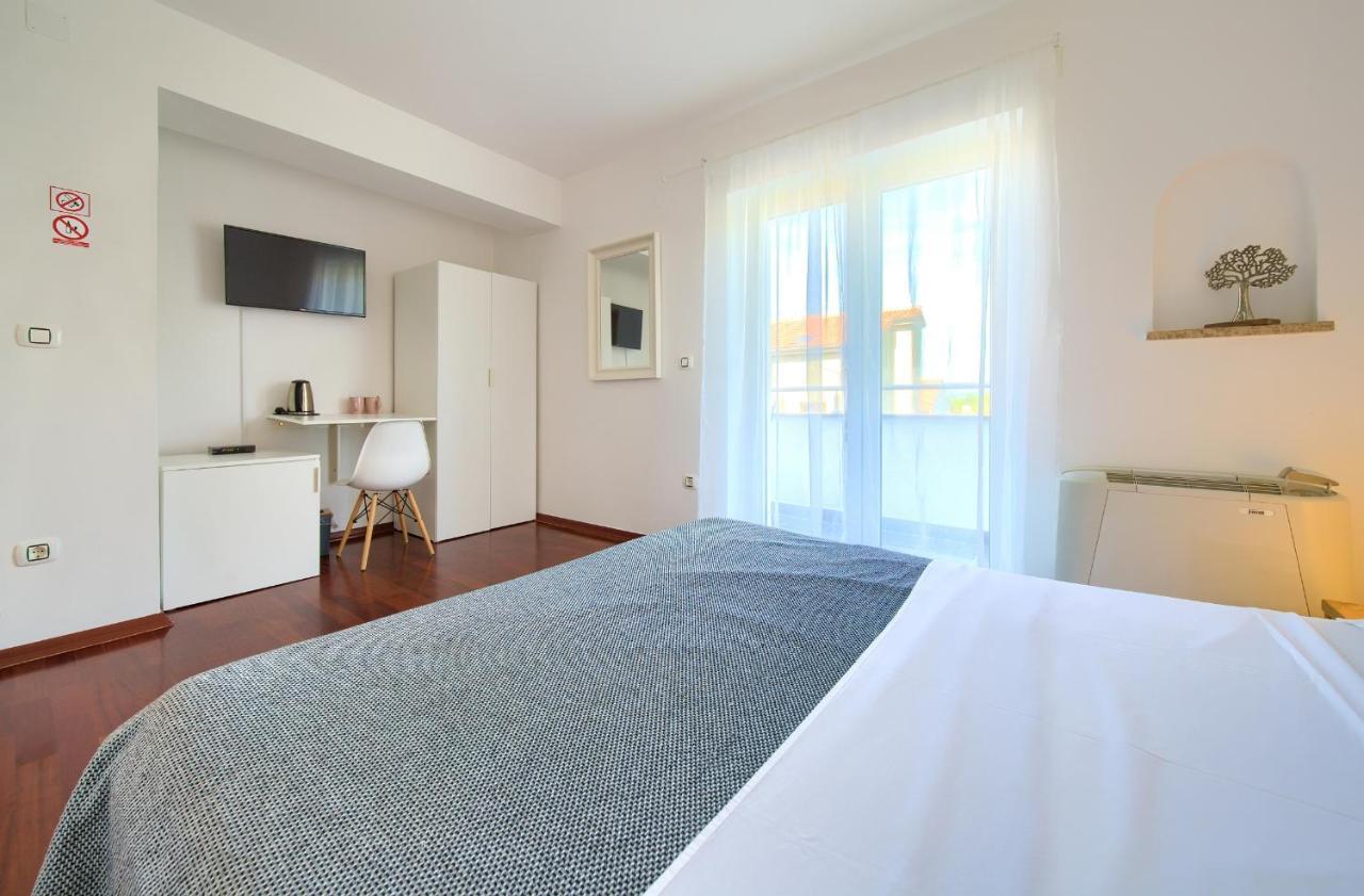 푸나트 Bed&Breakfast Lucija B&B 외부 사진