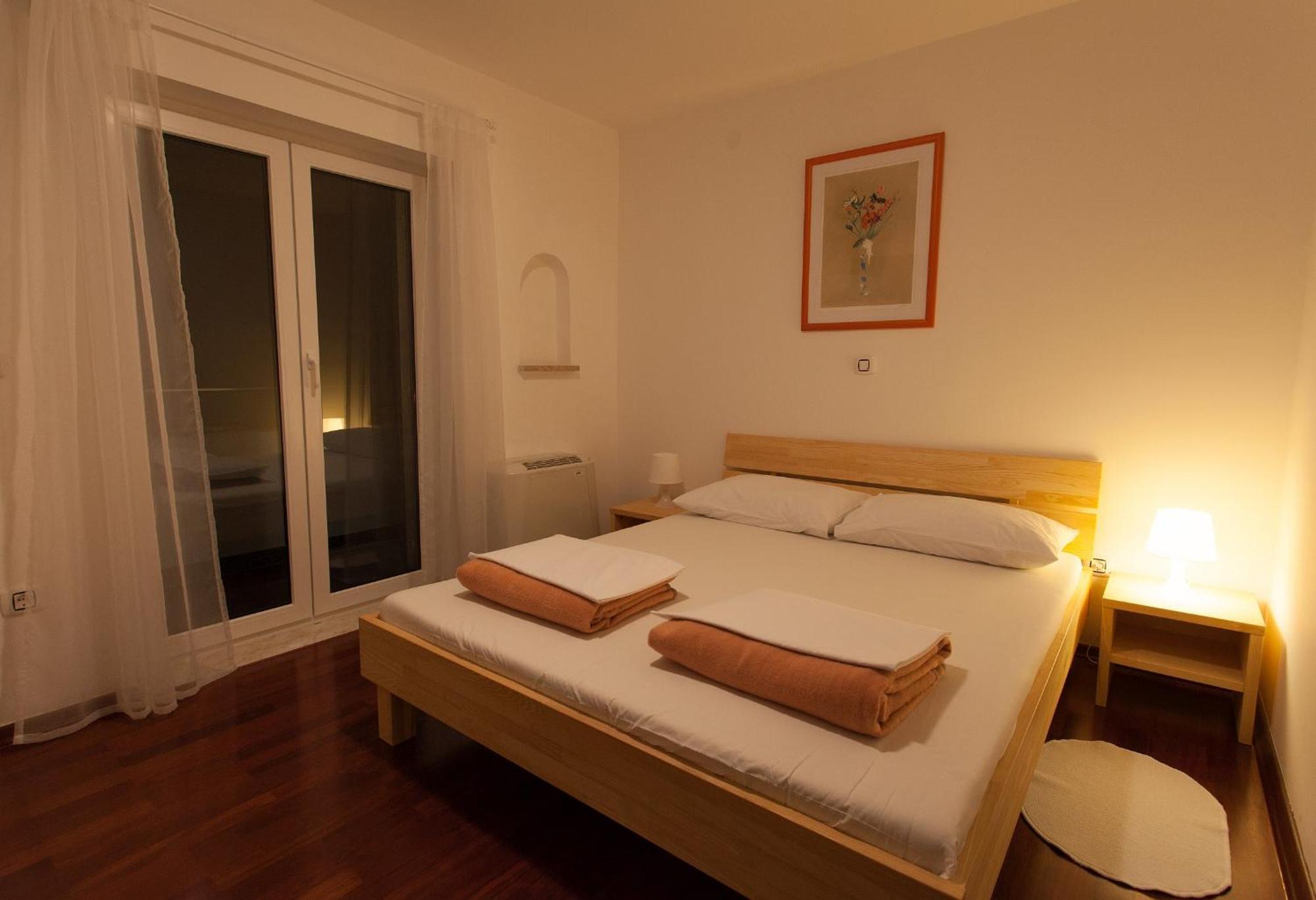 푸나트 Bed&Breakfast Lucija B&B 외부 사진